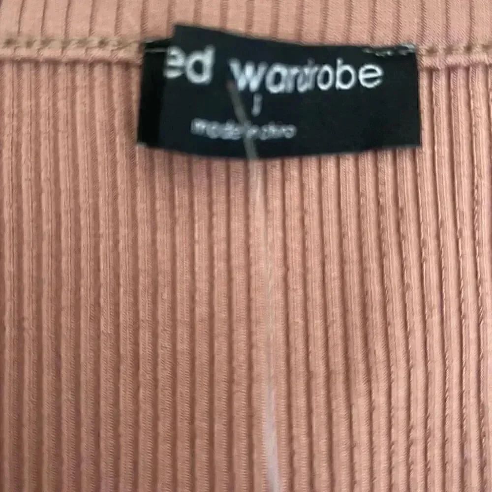 Naked Wardrobe Tank U Next Snatched Crop Lightweight SZ L #1660 - Picture 7 of 12